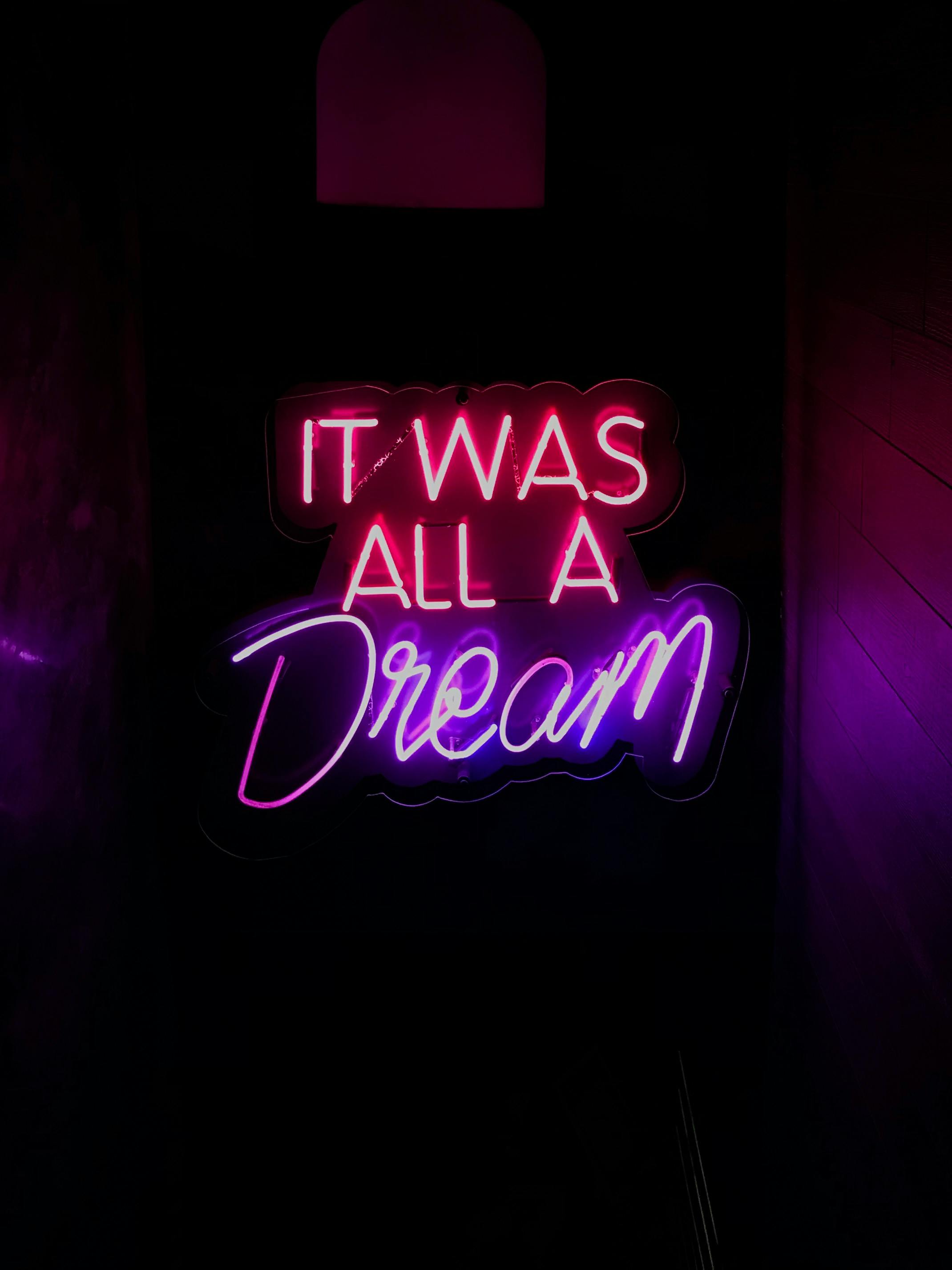 Letras 3D fibra de vidrio iluminadas fachadas centros comerciales eventos México MobliBar