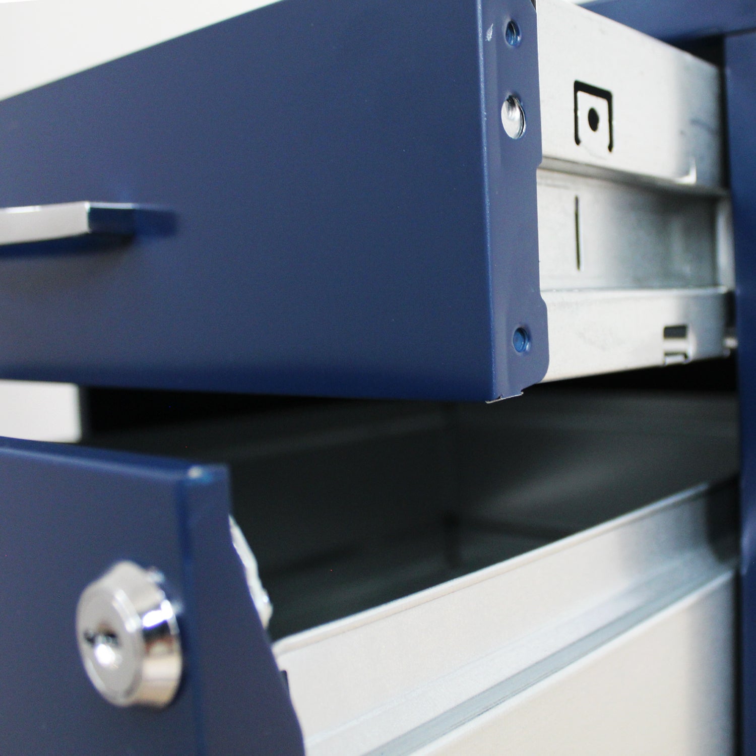 Archivero Metálico 2+1 gavetas Carta móvil modelo 24420 5