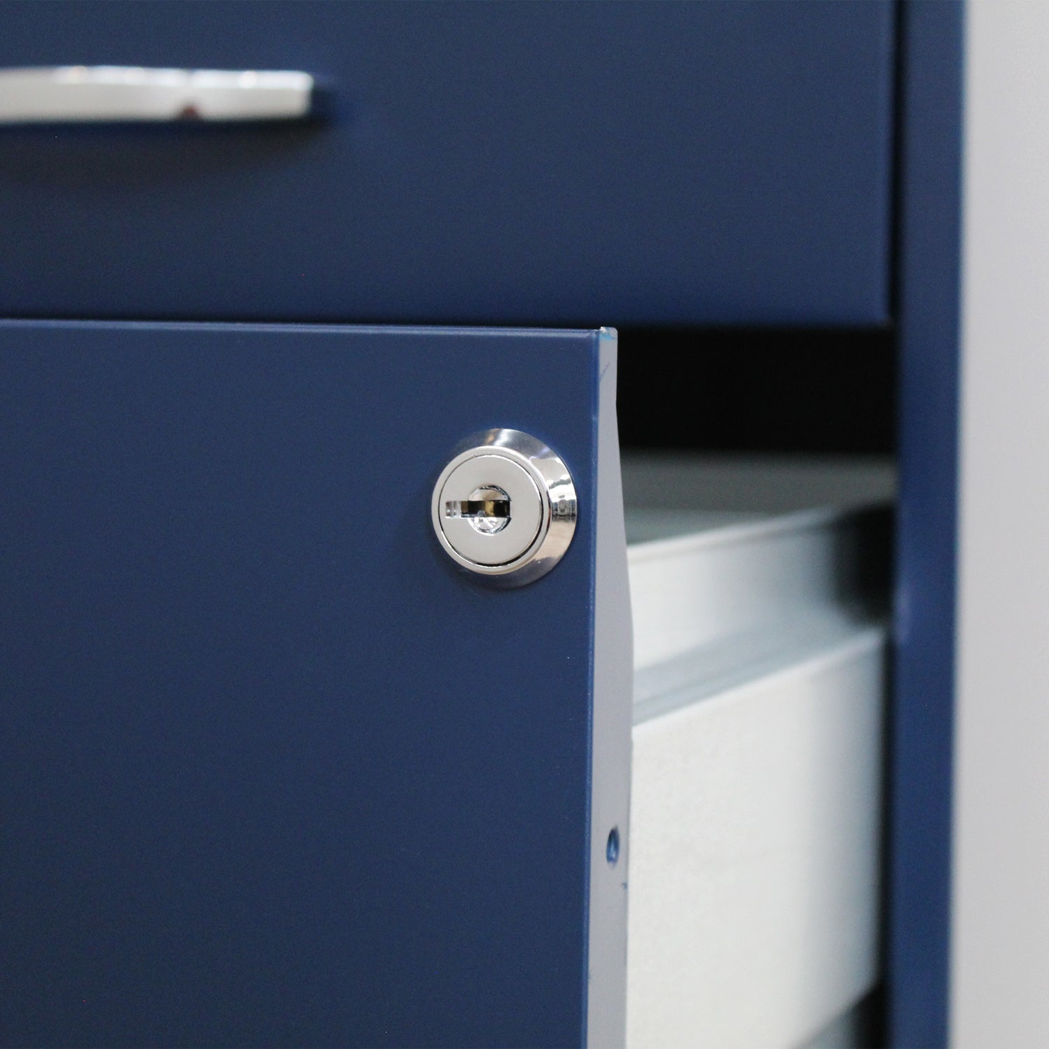 Archivero Metálico 2+1 gavetas Carta móvil modelo 24420 7