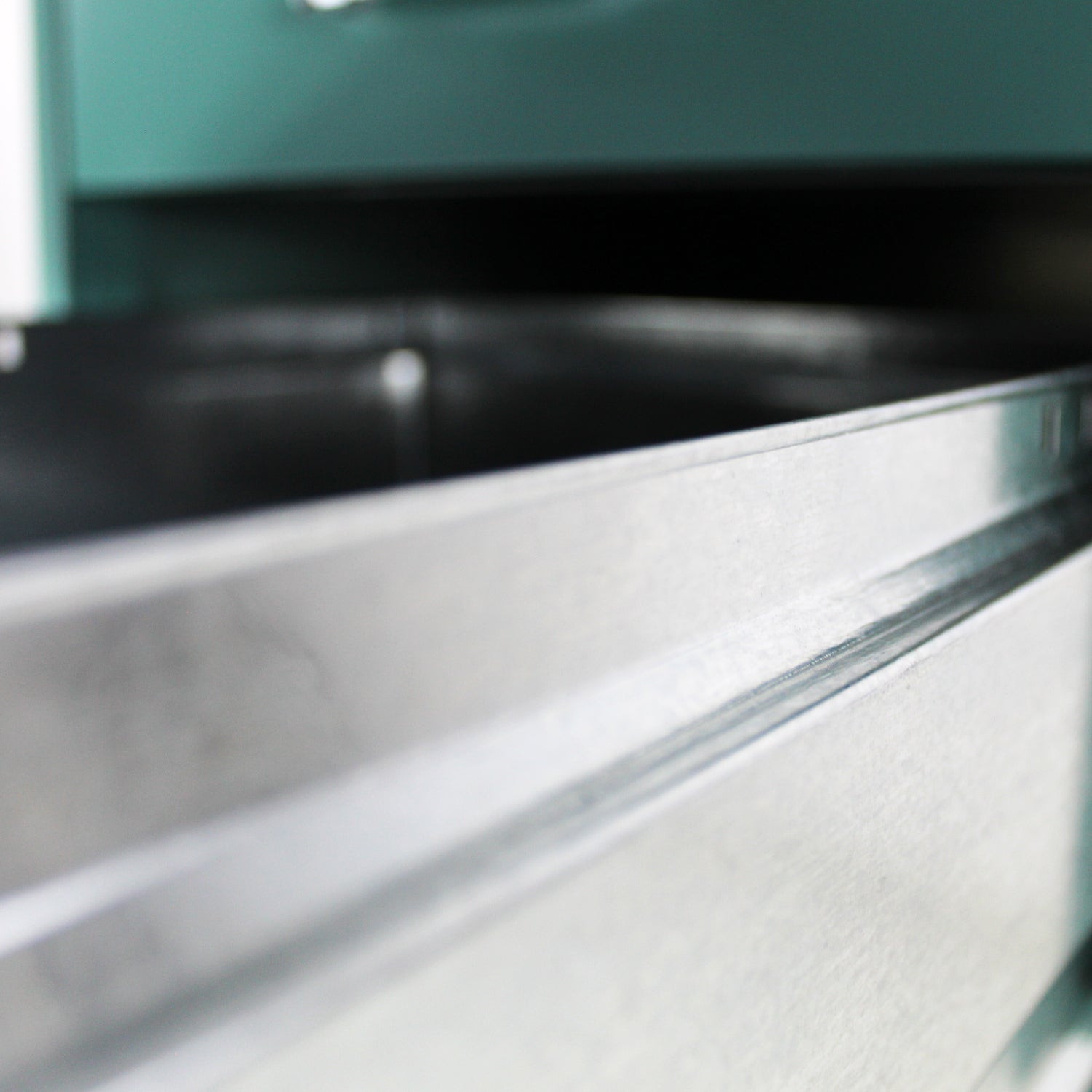 Archivero Metálico 2+1 gavetas Carta móvil 24421 6