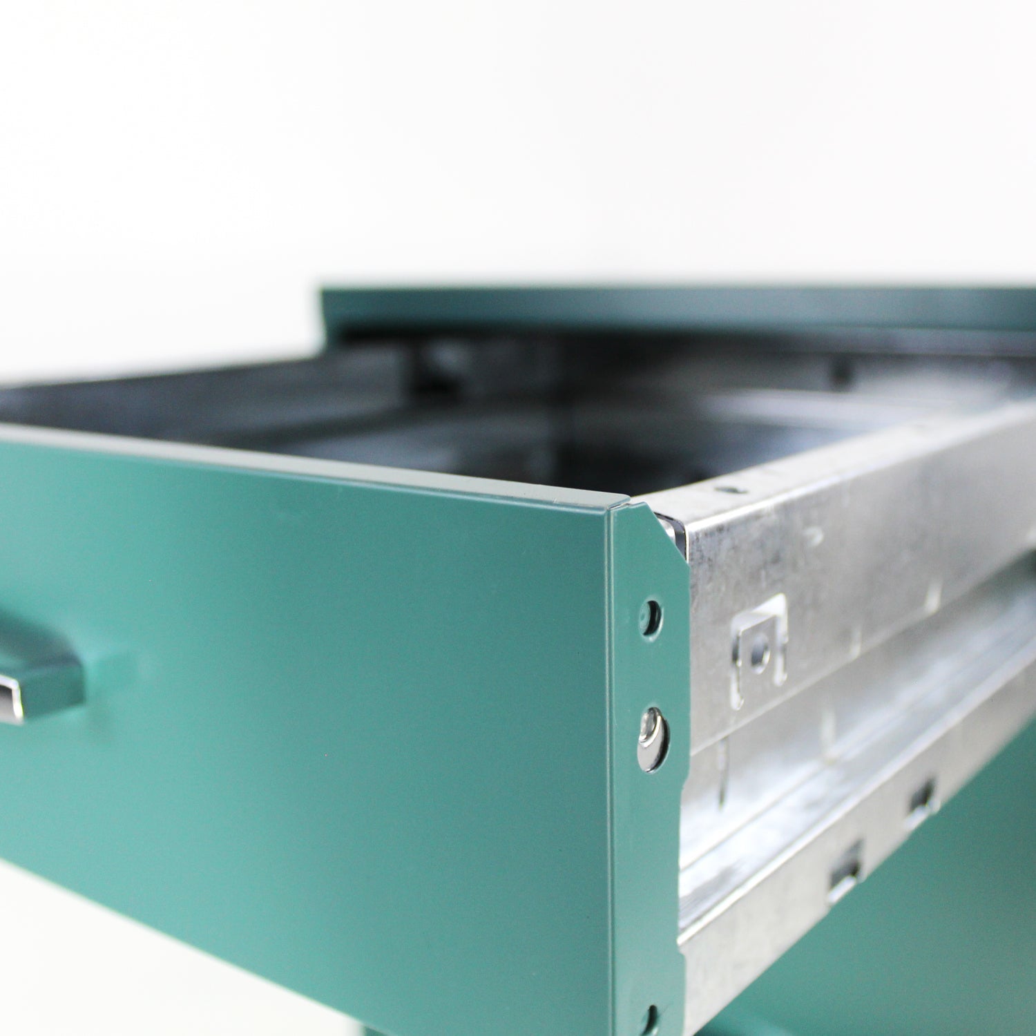 Archivero Metálico 2+1 gavetas Carta móvil 24421 5