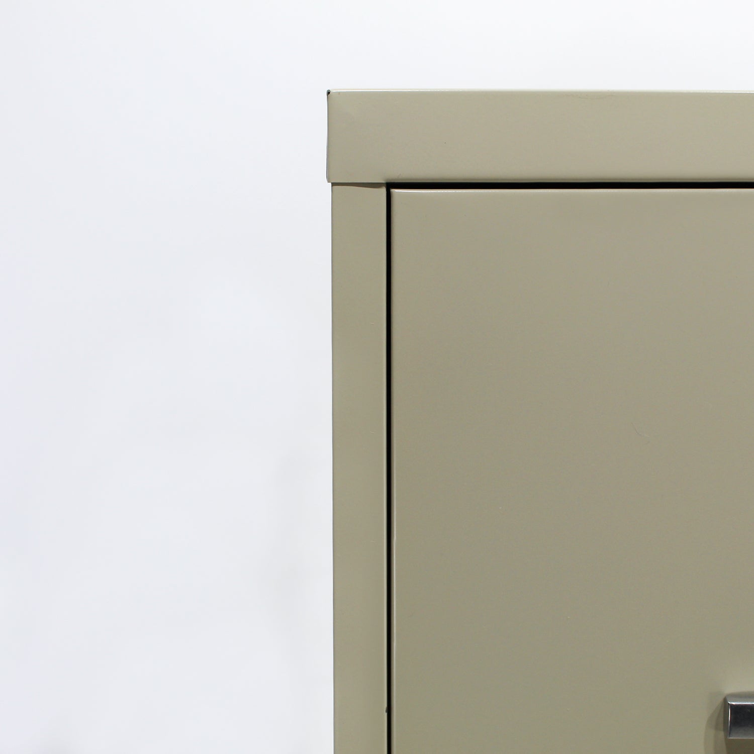 Archivero Metálico de 4 gavetas Oficio 14118 color Arena 7