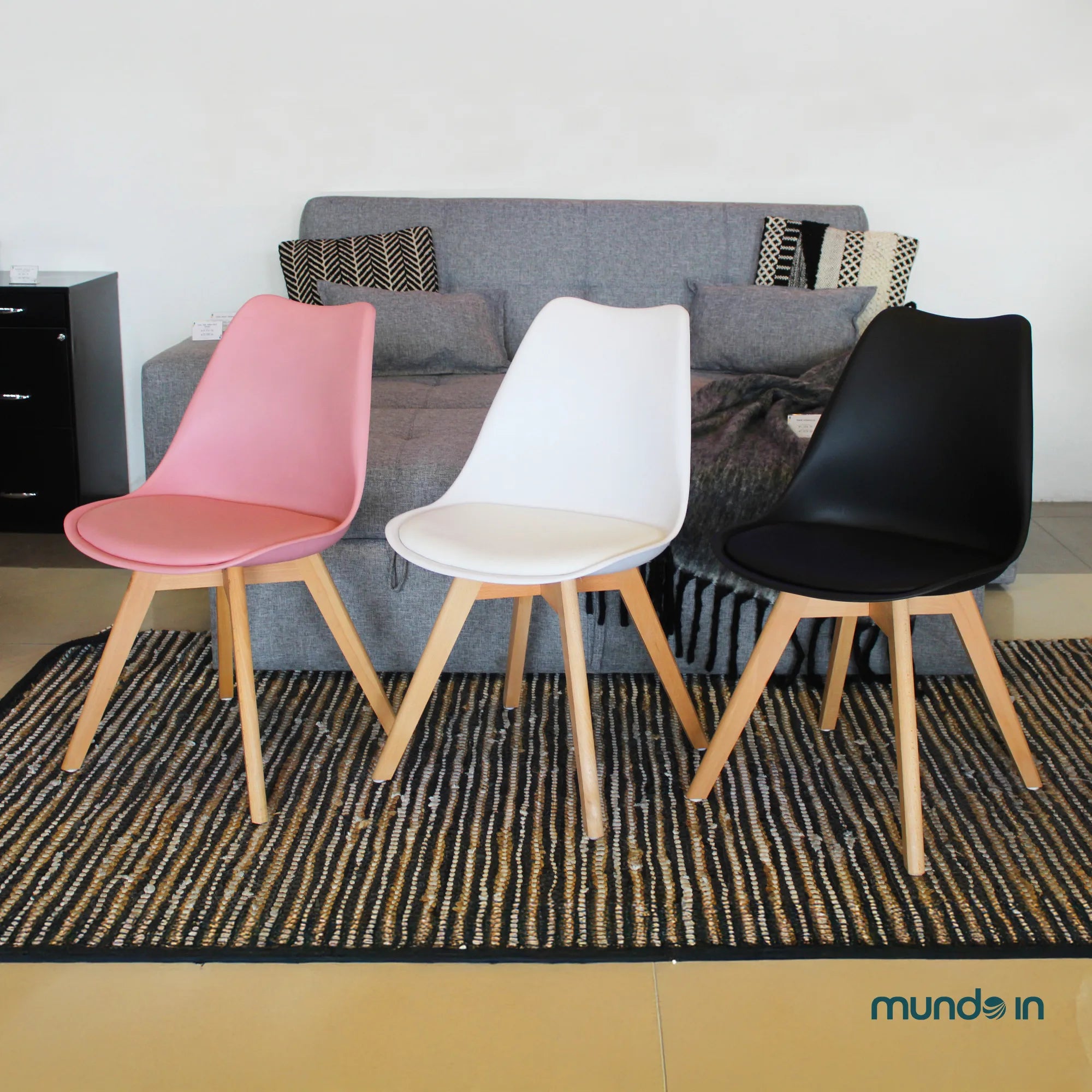 Set de 4 Sillas Eames Frankfurt | Sillas acojinadas 7