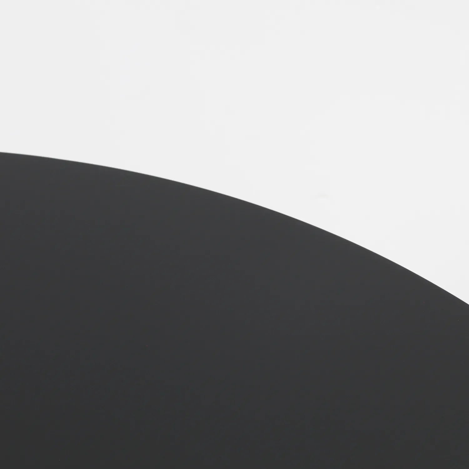 Comedor Oslo 80 Negro | Mesa redonda + 4 sillas eames Oslo 4