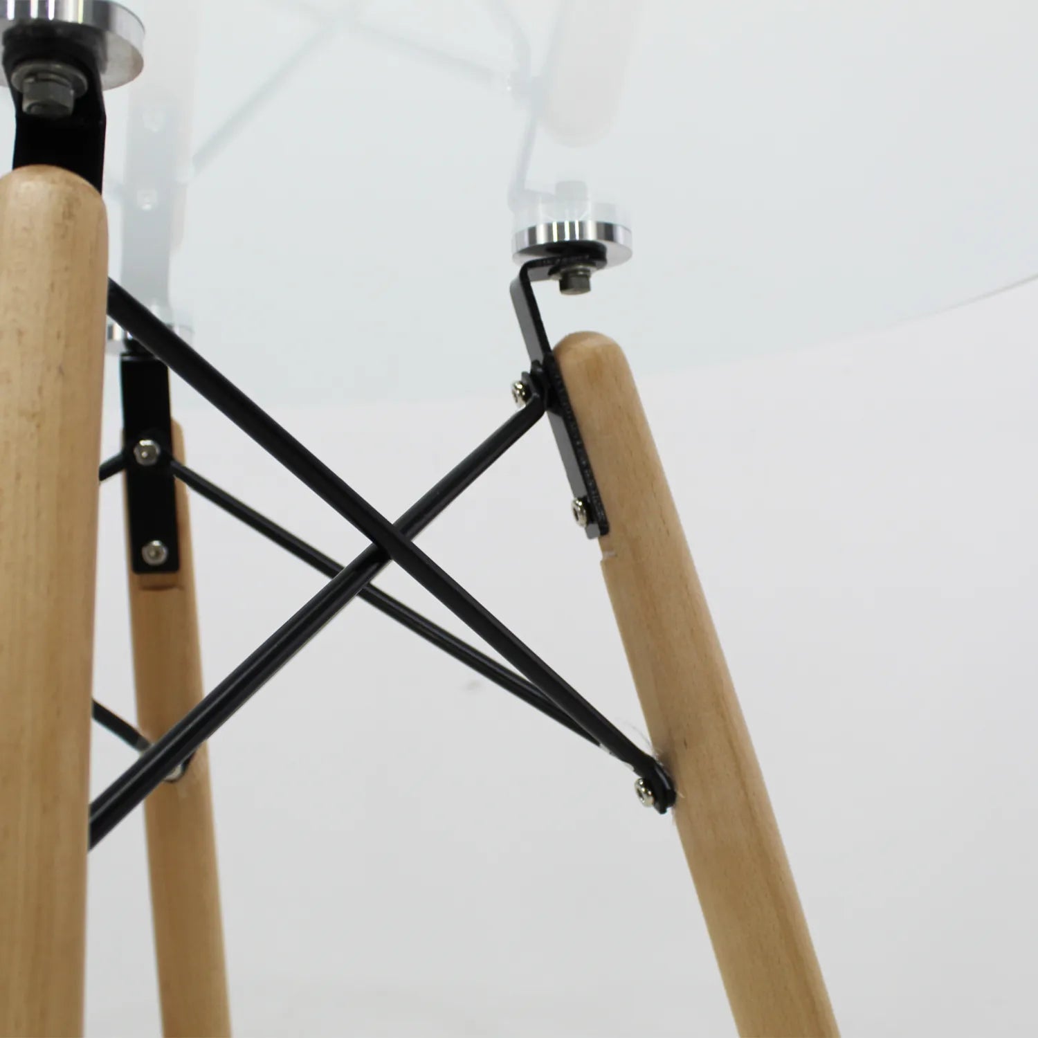 Comedor Mesa Oslo Cristal T8 + 4 Sillas Vento 7