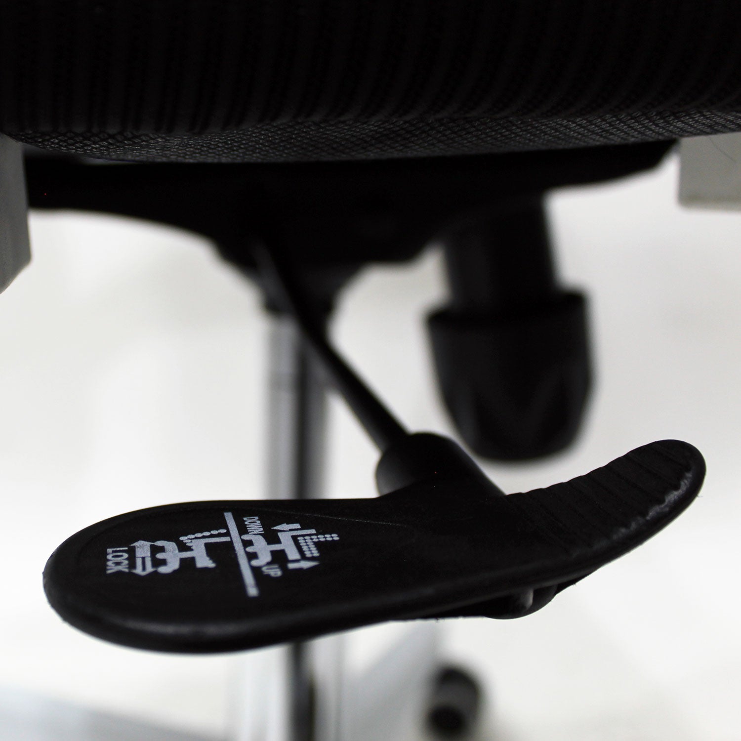 Silla Ejecutiva Cardona 249 N 8