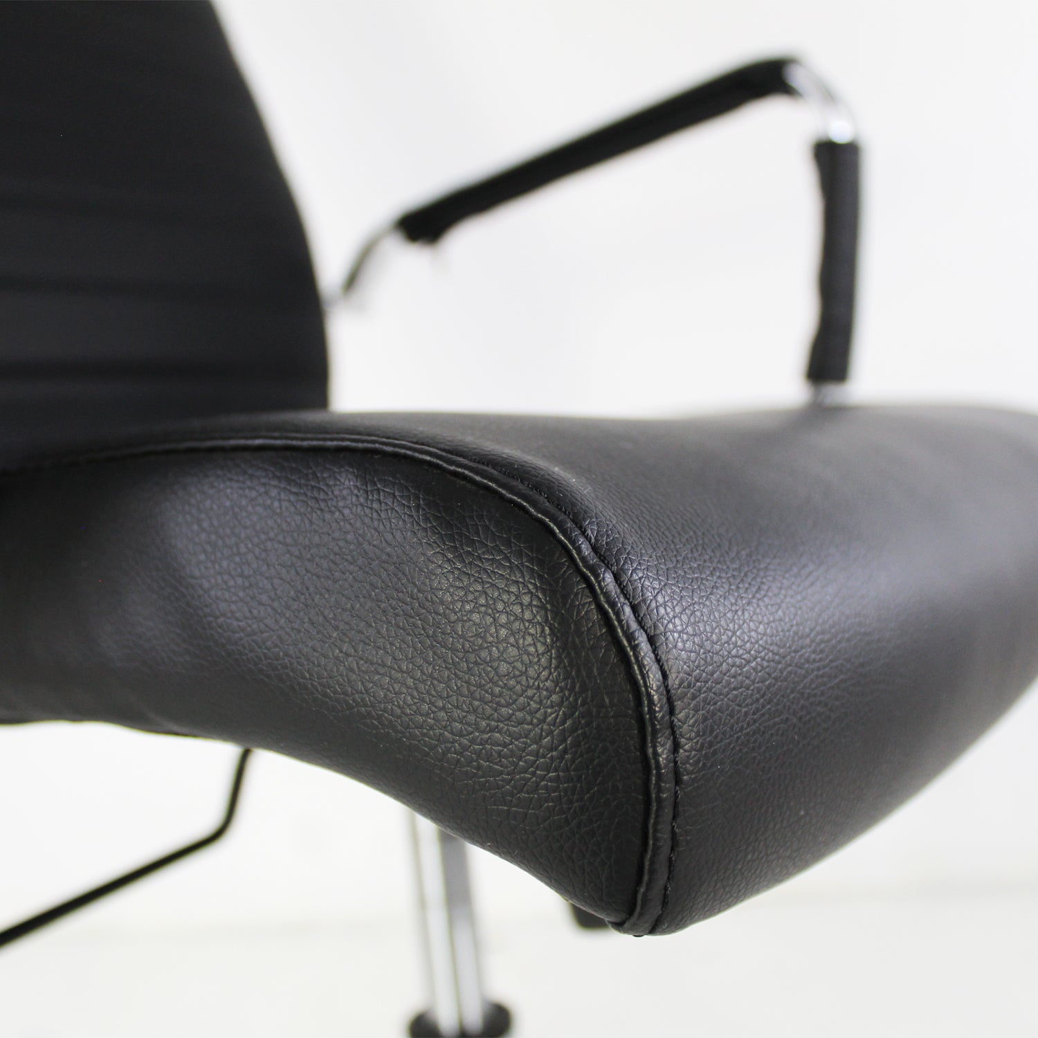 Silla Ejecutiva A05 6